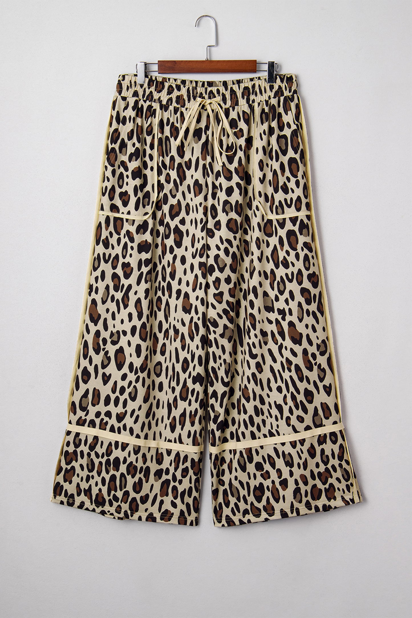 Khaki Exposed Seam Patched Pocket Plus Size Drawstring Leopard Wide Leg Pants