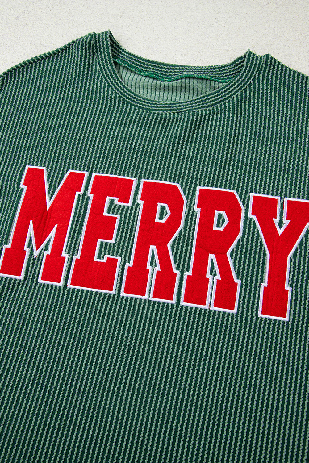 Evergreen Twisted Rib Outlined Merry Letter Graphic Loose Long Sleeve Top